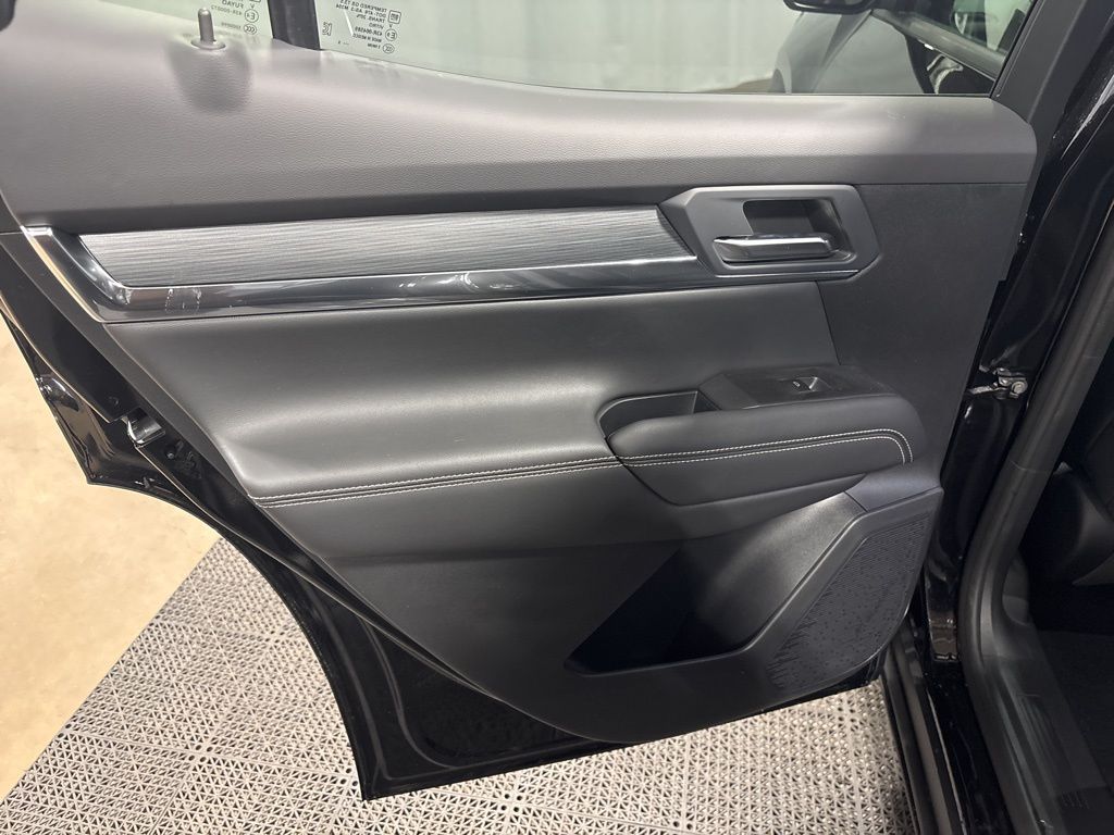 Vehicle image 44 of 52