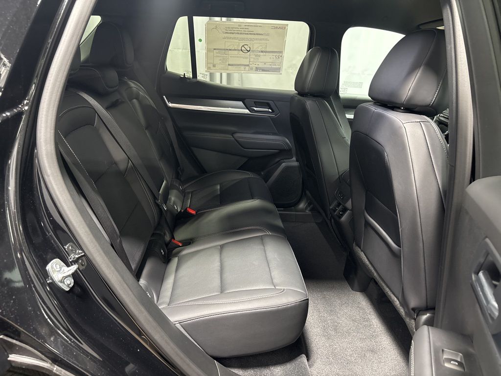Vehicle image 36 of 52