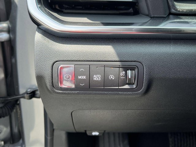 Vehicle image 22 of 25