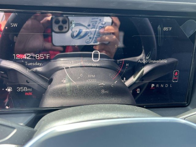 Vehicle image 9 of 25