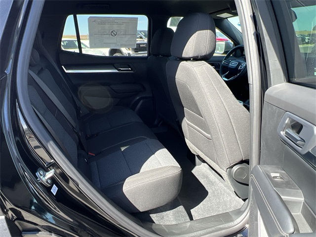 Vehicle image 13 of 27