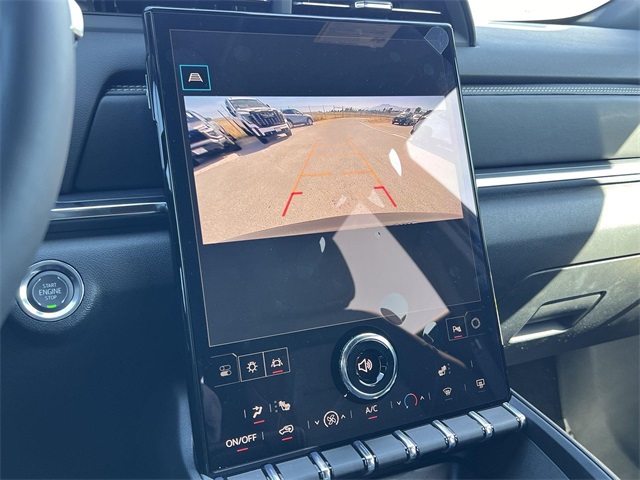 Vehicle image 20 of 27