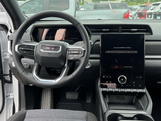 Vehicle image 14 of 21