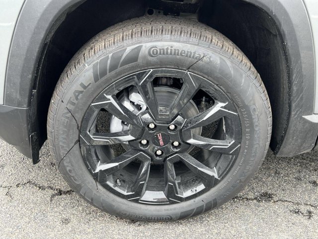 Vehicle image 4 of 22