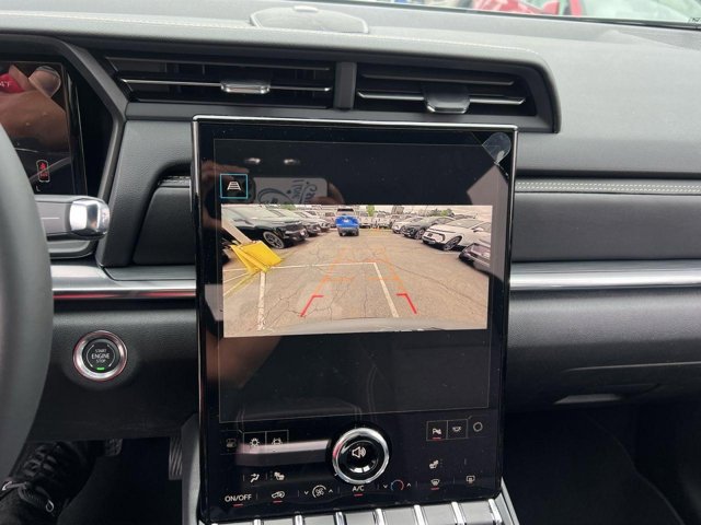 Vehicle image 11 of 22
