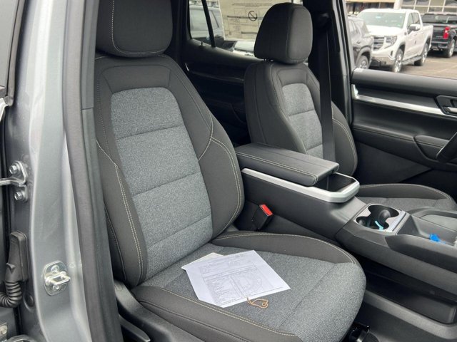 Vehicle image 18 of 22