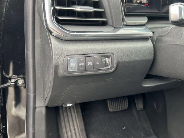 Vehicle image 20 of 22