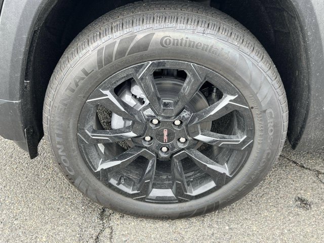 Vehicle image 4 of 22