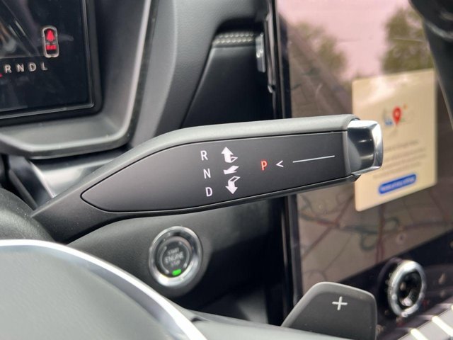 Vehicle image 14 of 22