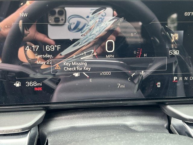 Vehicle image 9 of 22