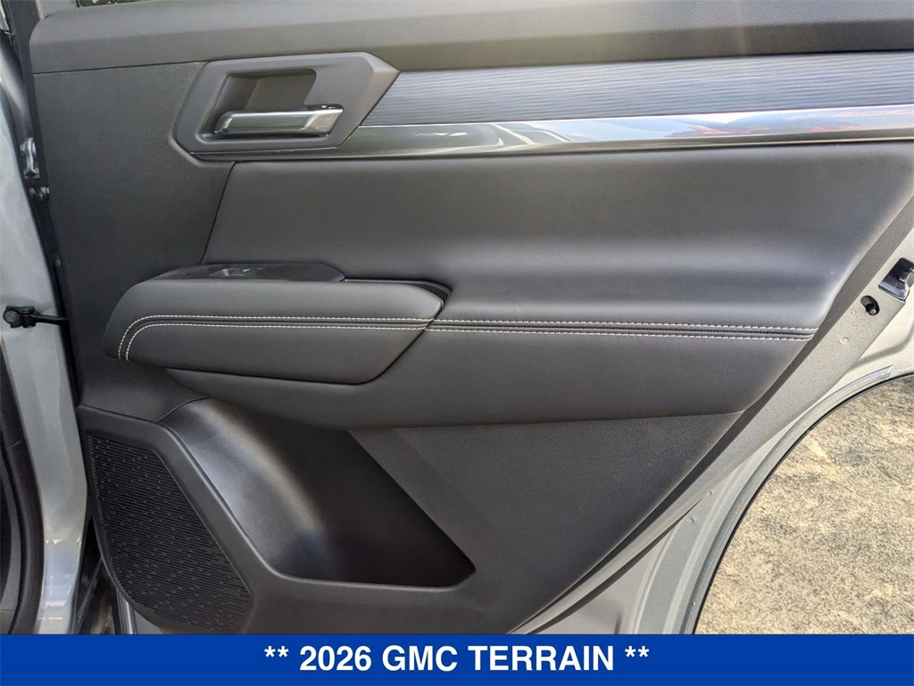Vehicle image 24 of 41
