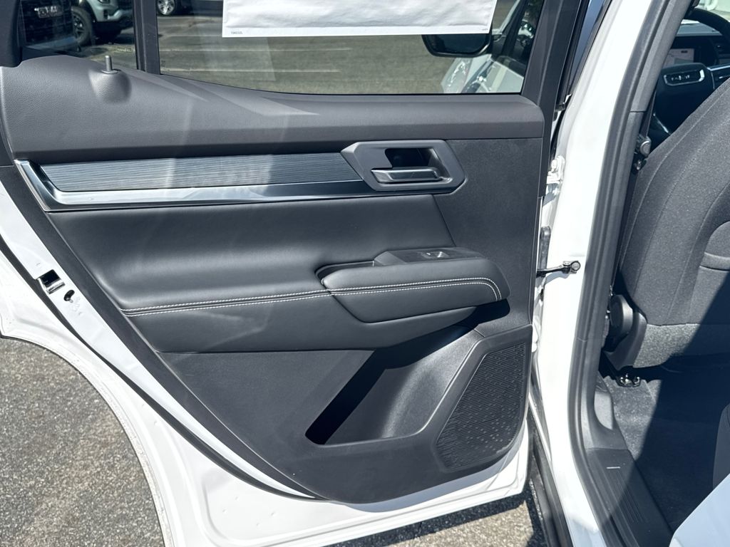 2026 GMC Terrain AWD Elevation Image 25 of 34