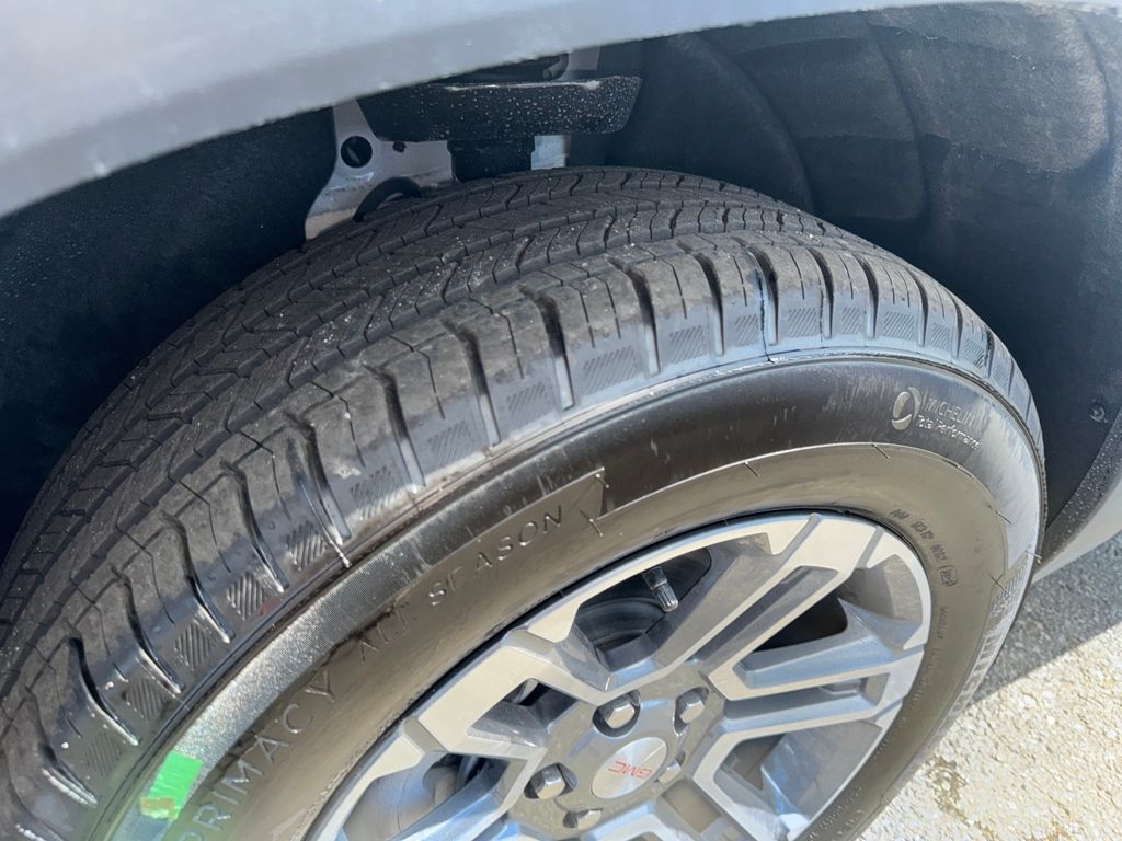 2026 GMC Terrain AWD Elevation Image 11 of 34