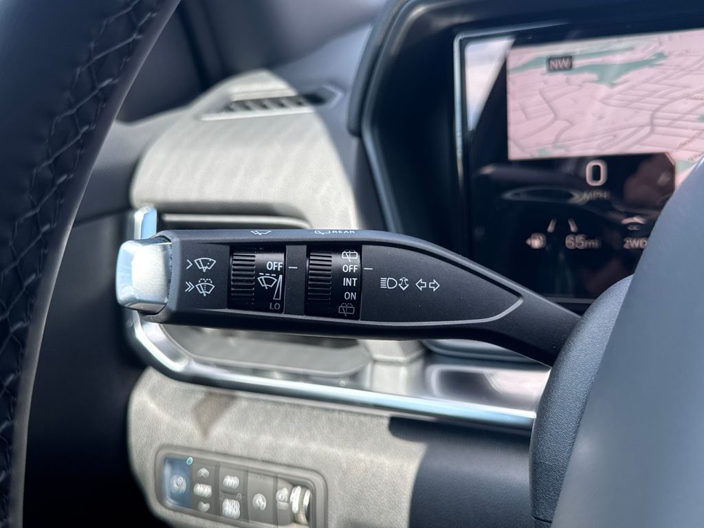 2026 GMC Terrain AWD Elevation Image 30 of 34