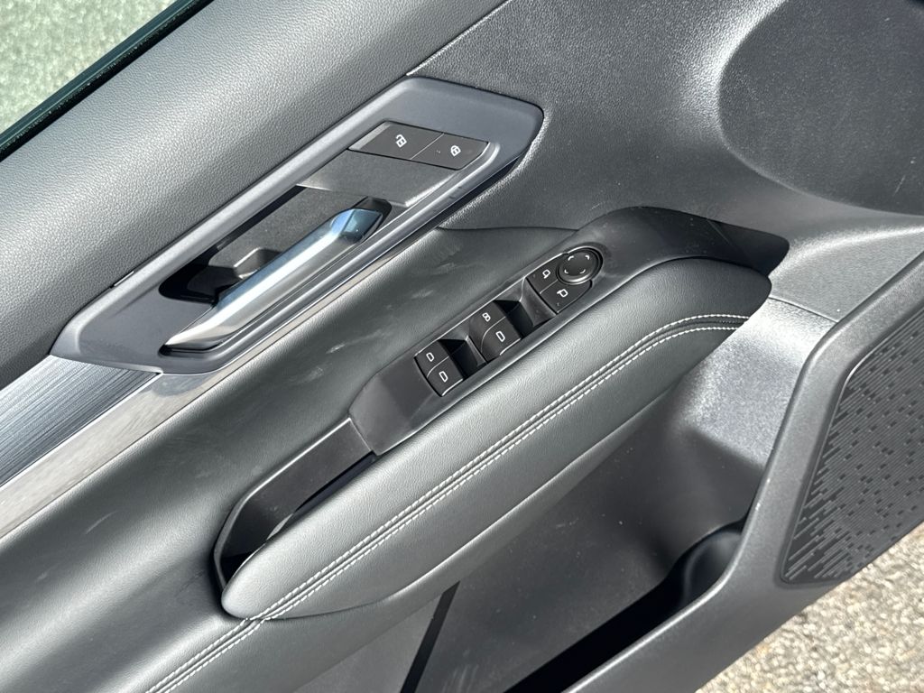 2026 GMC Terrain AWD Elevation Image 24 of 34