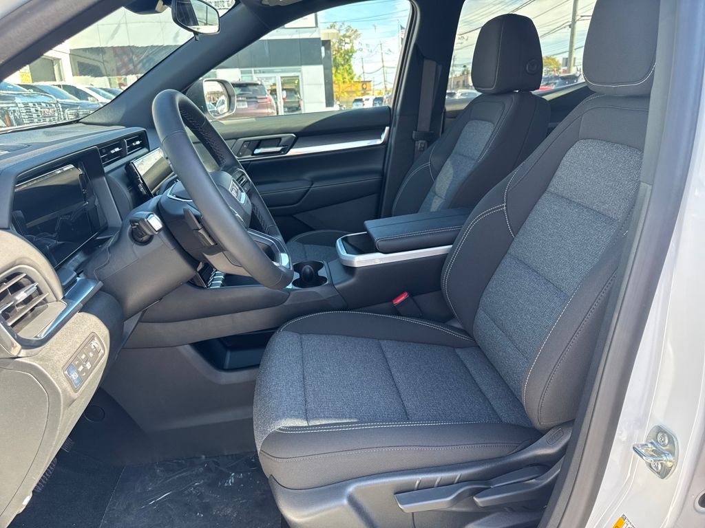 2026 GMC Terrain AWD Elevation Image 14 of 34