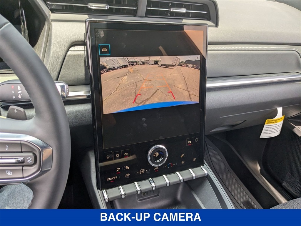 Vehicle image 22 of 36
