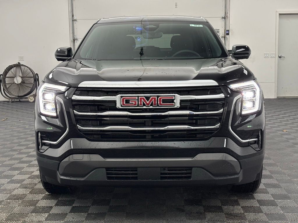 2026 GMC Terrain AWD Elevation Image 3 of 41