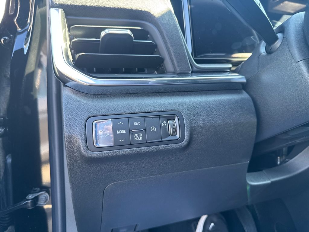 2026 GMC Terrain AWD Elevation Image 33 of 38