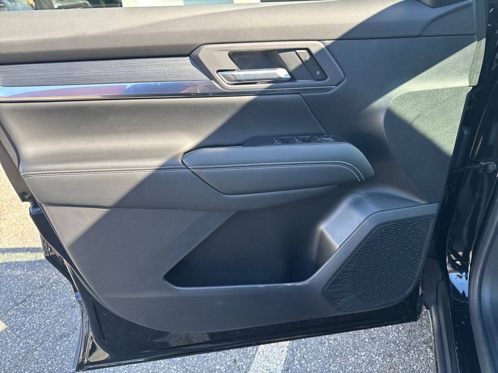 2026 GMC Terrain AWD Elevation Image 26 of 38