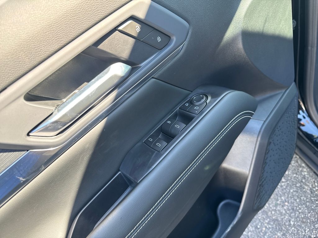 2026 GMC Terrain AWD Elevation Image 27 of 38