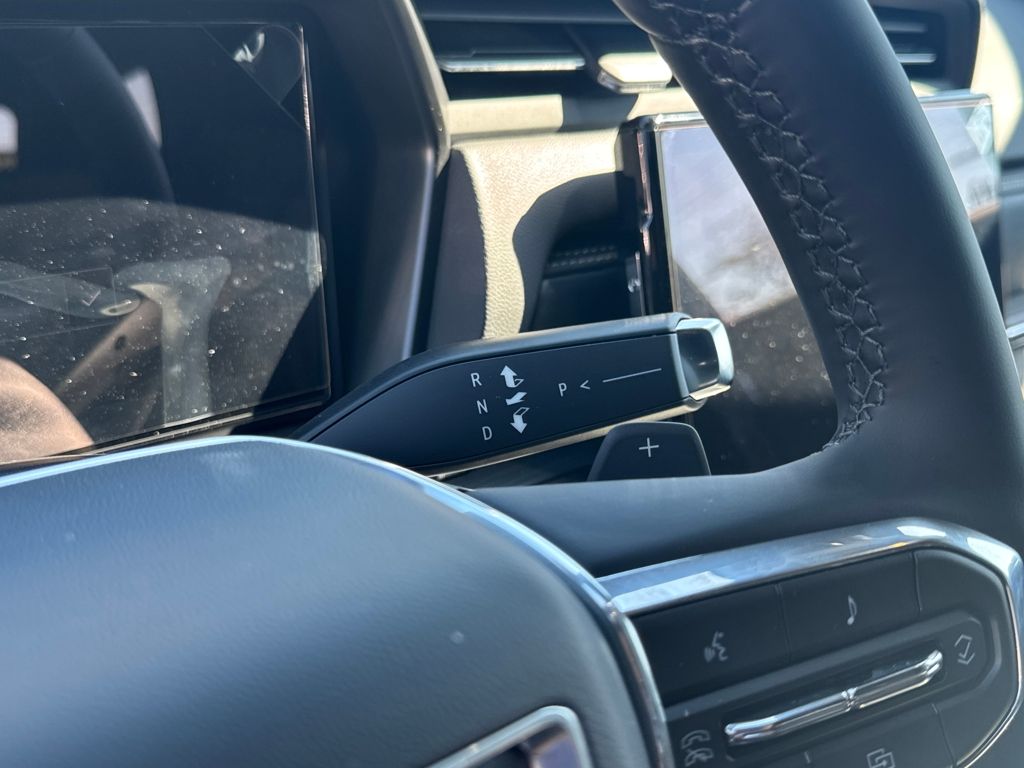 2026 GMC Terrain AWD Elevation Image 25 of 38