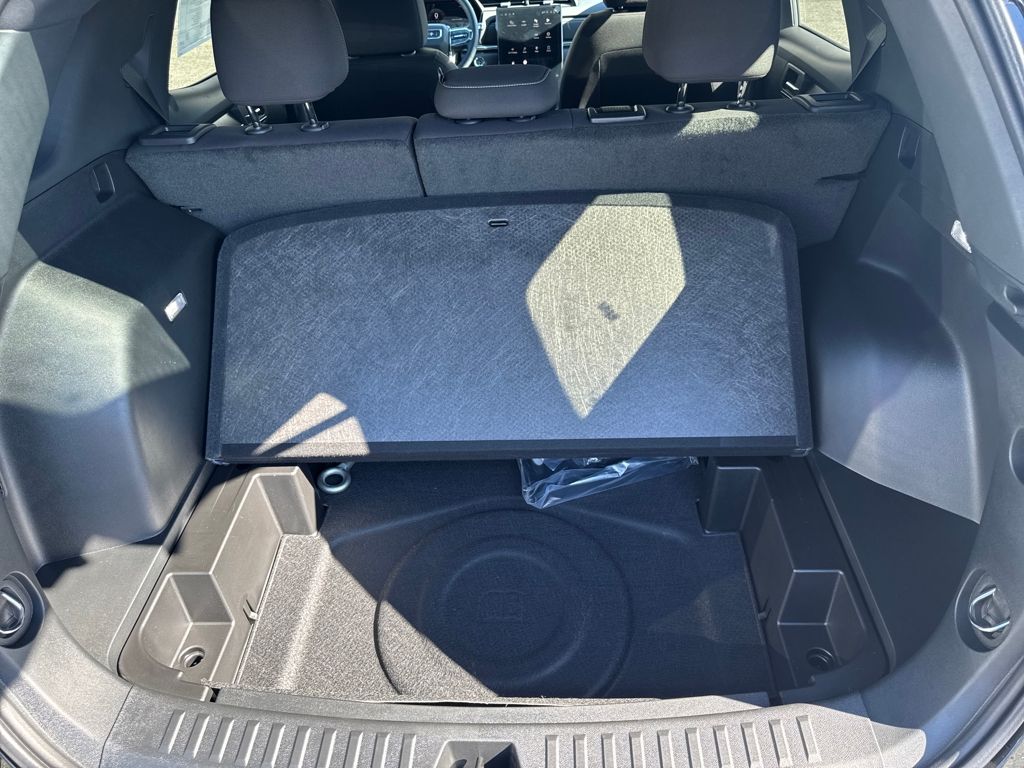 2026 GMC Terrain AWD Elevation Image 14 of 38