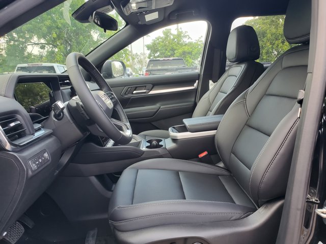 Vehicle image 8 of 16