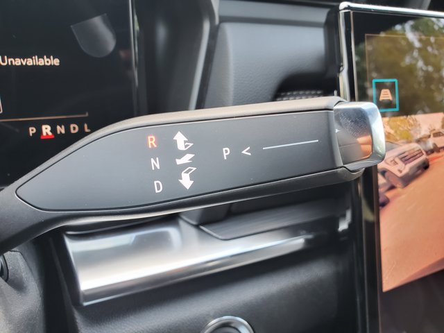 Vehicle image 16 of 16
