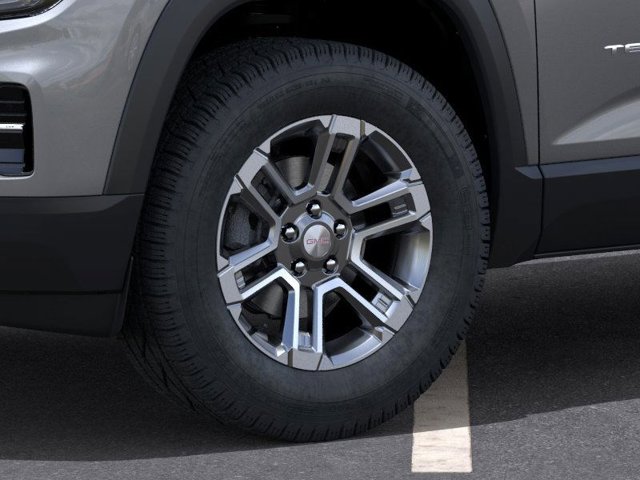 Vehicle image 9 of 24