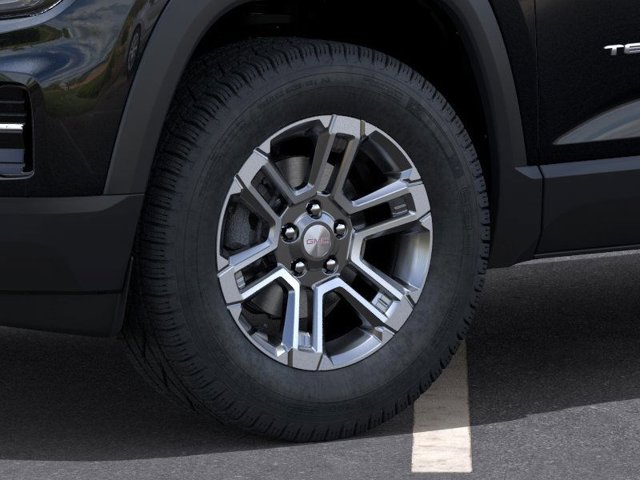 Vehicle image 9 of 24