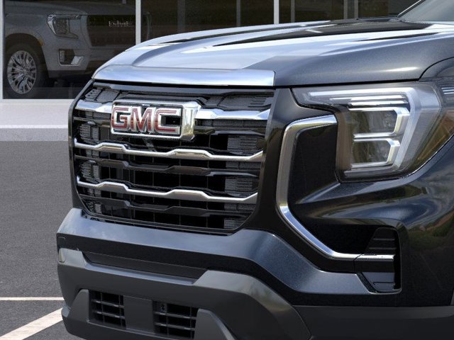 Vehicle image 15 of 24