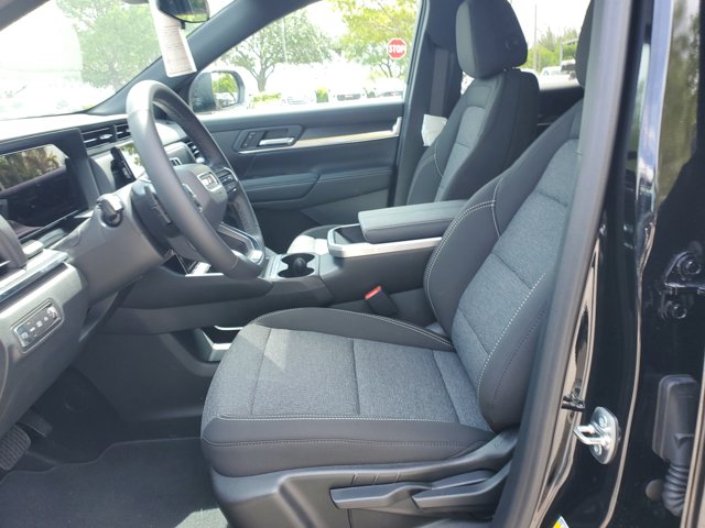 Vehicle image 5 of 14