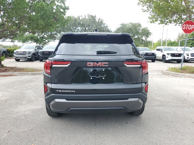 Vehicle image 4 of 14