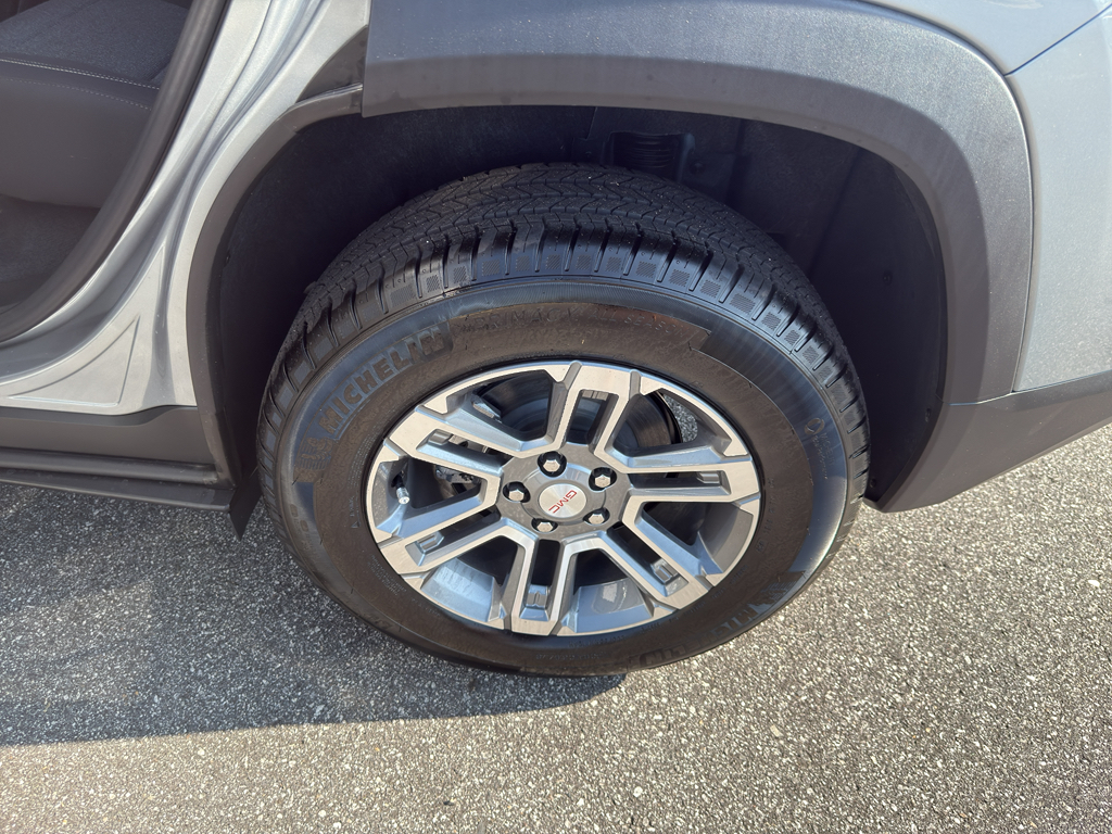 Vehicle image 7 of 22