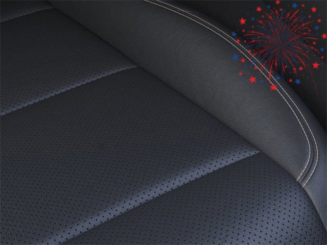Vehicle image 21 of 24