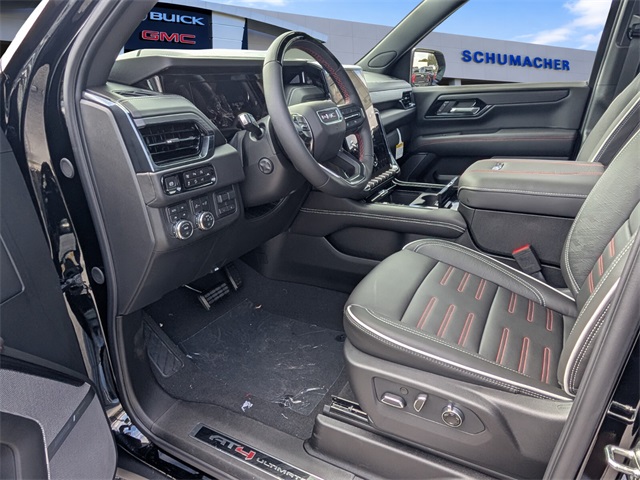 2026 GMC Yukon AT4 Ultimate Image 11 of 23