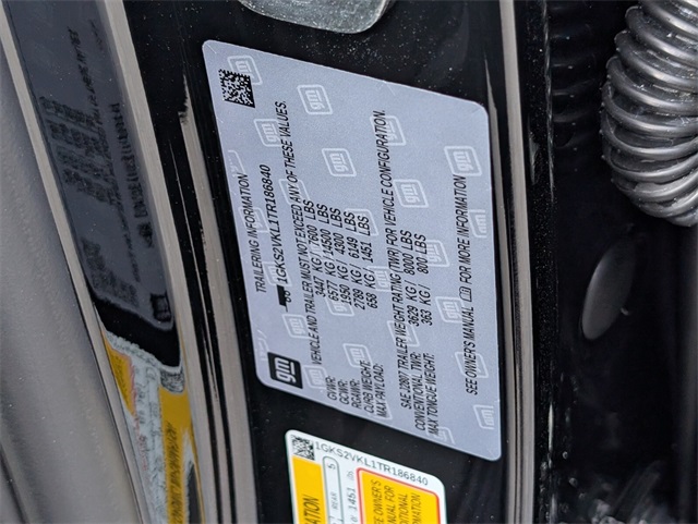 2026 GMC Yukon AT4 Ultimate Image 18 of 23