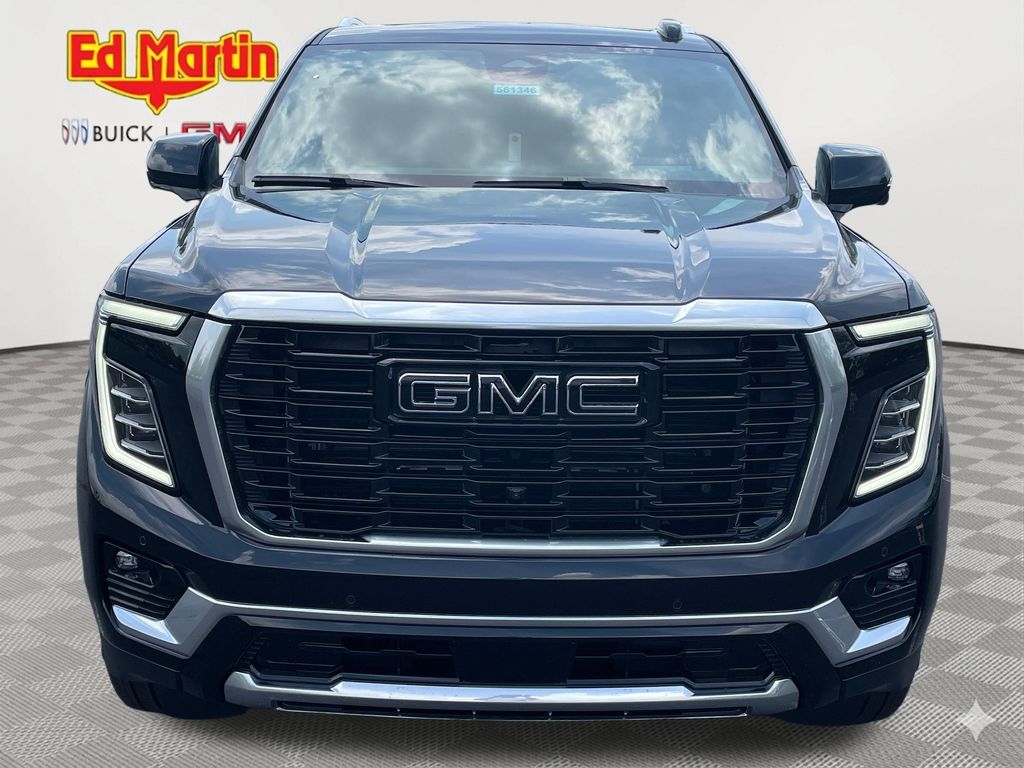 2026 GMC Yukon Denali Image 3 of 34
