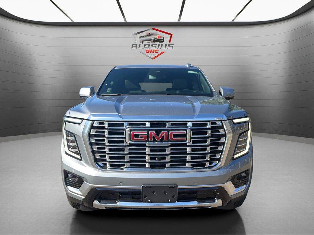 2026 GMC Yukon Denali Image 2 of 34