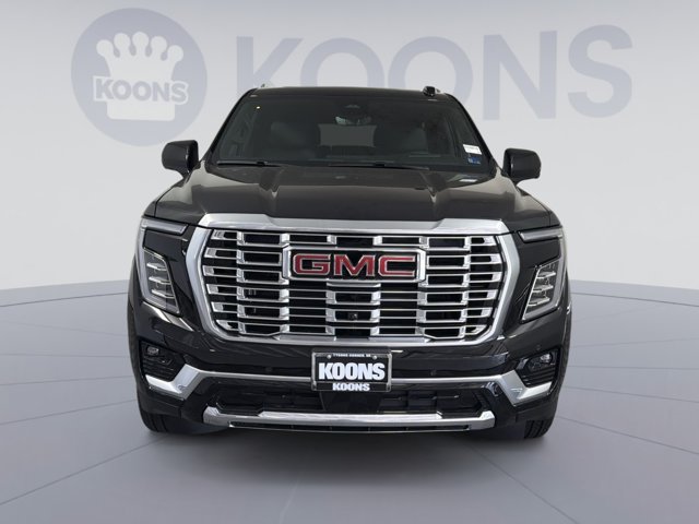 2026 GMC Yukon Denali Image 2 of 27
