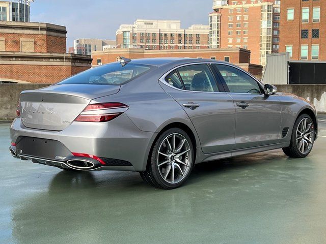 2026 Genesis G70 2.5T Image 3 of 28