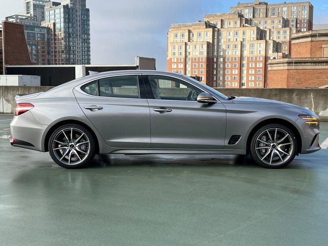 2026 Genesis G70 2.5T Image 2 of 28