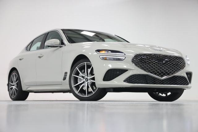 2026 Genesis G70 2.5T Prestige Image 2 of 43