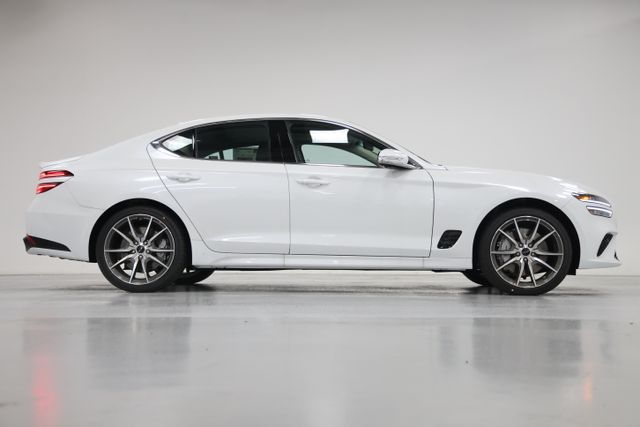 2026 Genesis G70 2.5T Prestige Image 3 of 41