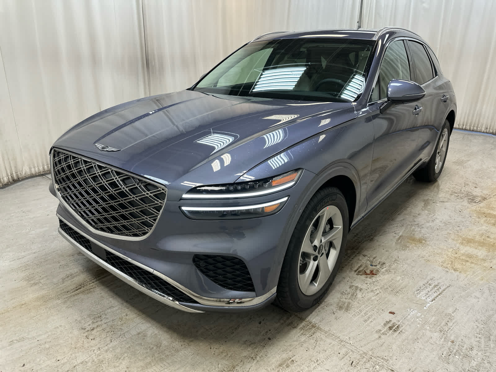 Vehicle image 1 of 19