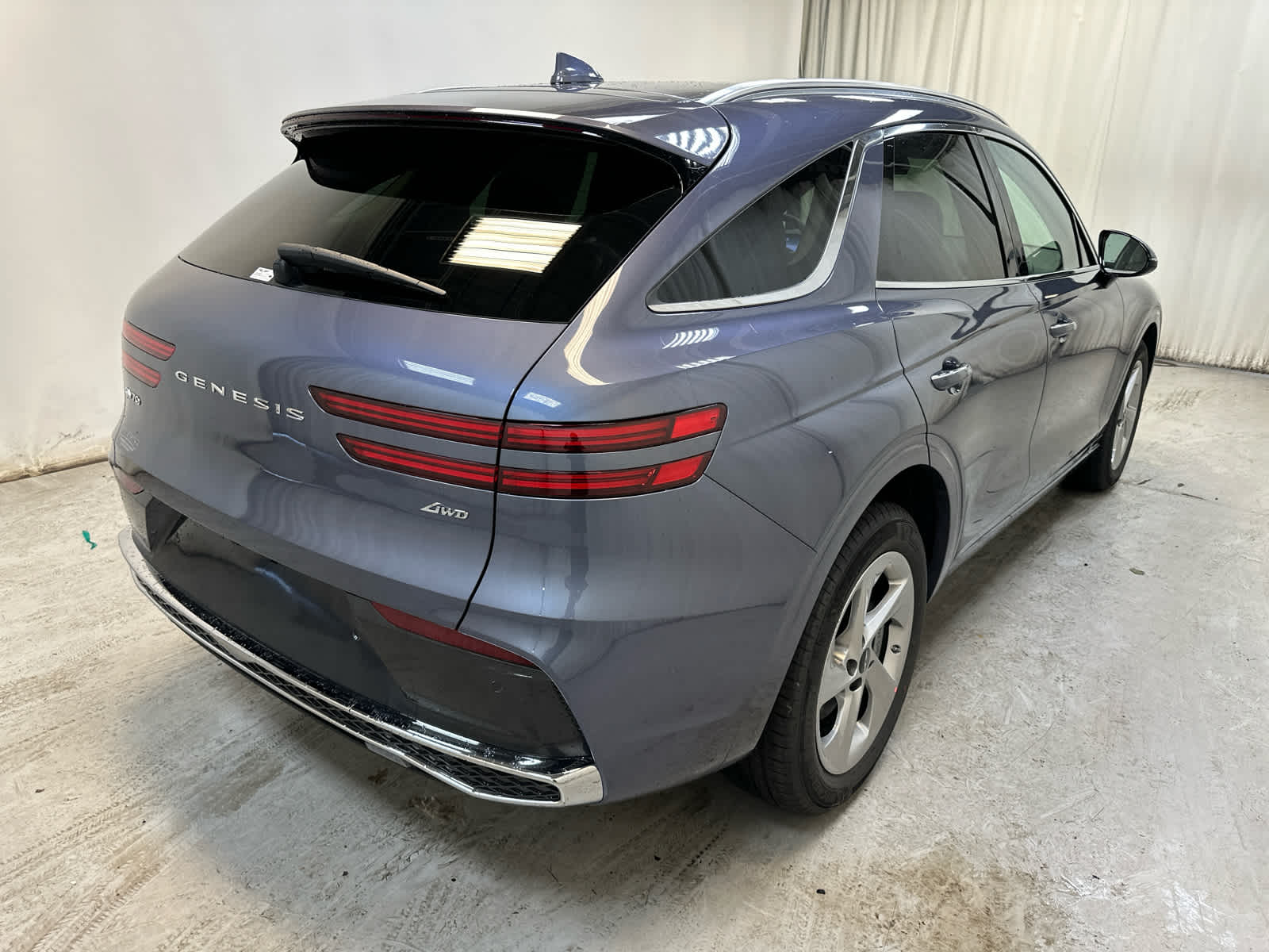Vehicle image 5 of 19