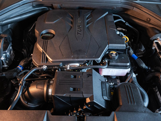 2026 Genesis GV70 2.5T Advanced Image 5 of 26