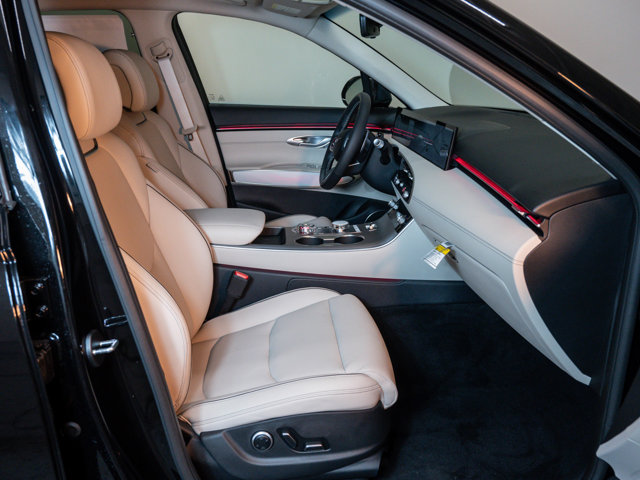 2026 Genesis GV70 2.5T Advanced Image 9 of 26