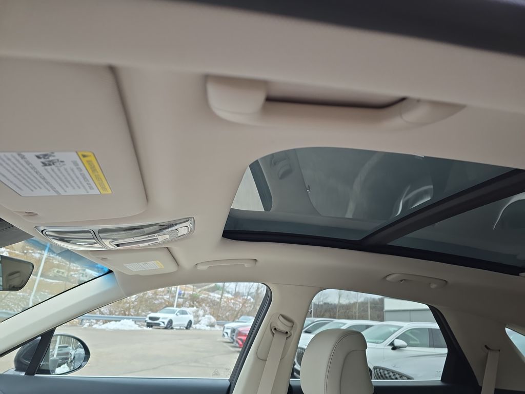 2026 Genesis GV70 2.5T Select Image 11 of 24